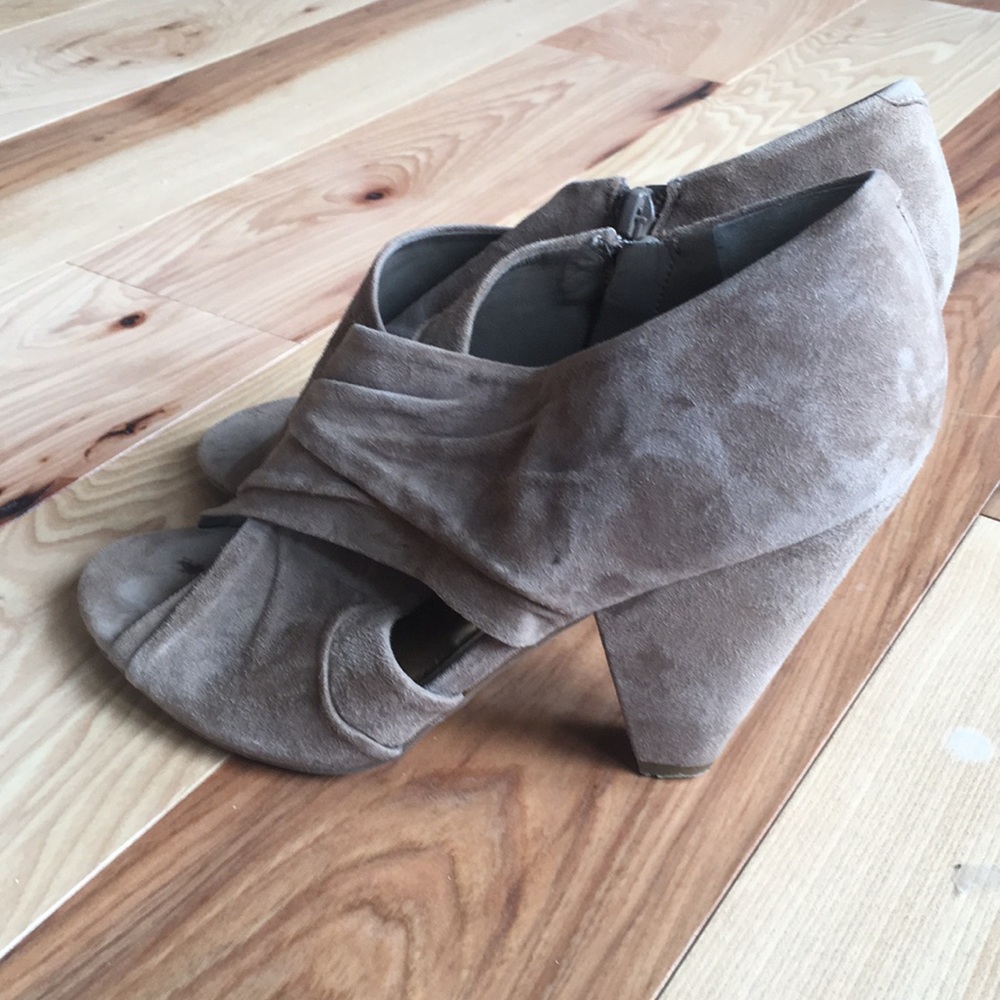 BCBG open toe Booties